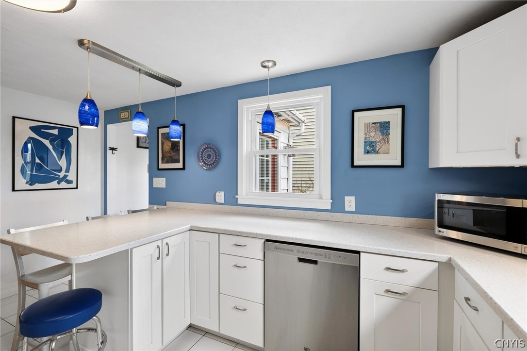 320 Myron Road Camillus, NY 13219 - Photo 7 of 34