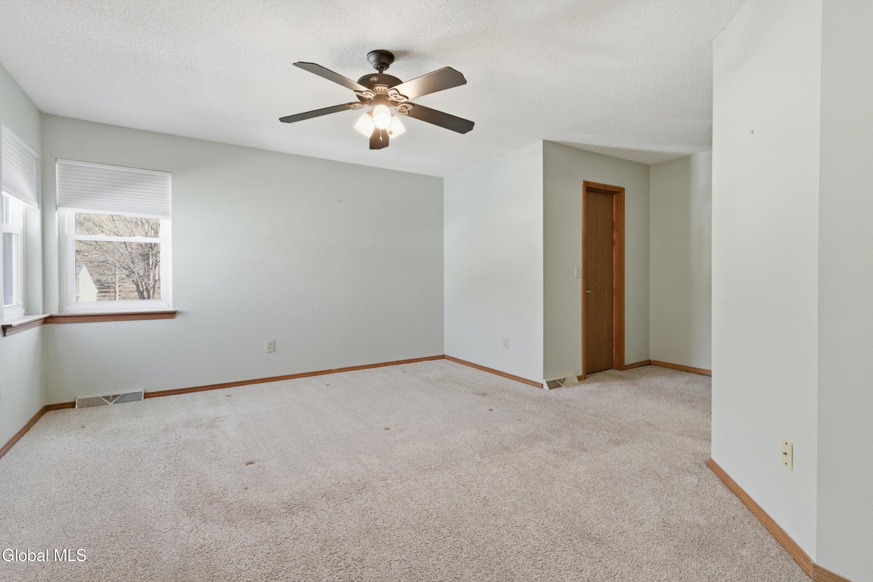 35 Heyden Road Troy, NY 12180 - Photo 18 of 25 18-35 Heyden Rd-18