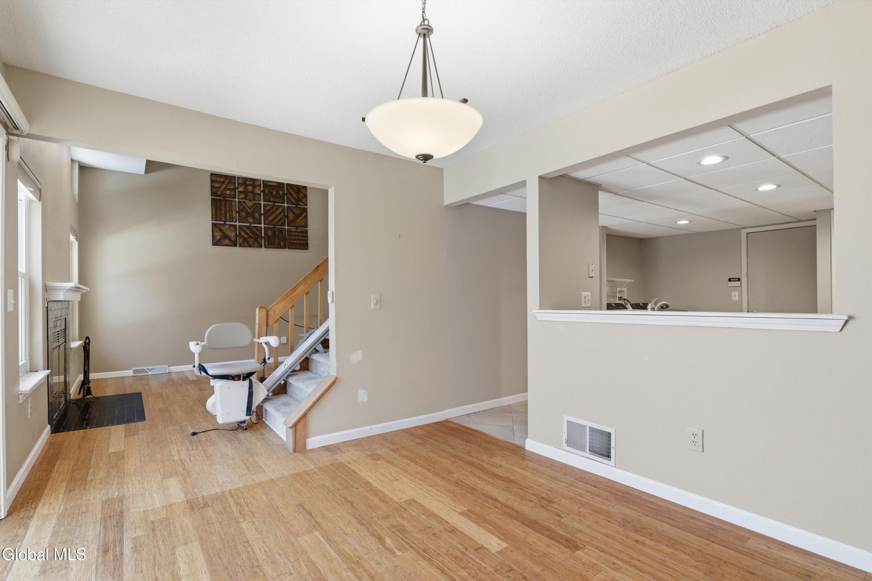 35 Heyden Road Troy, NY 12180 - Photo 7 of 25 06-35 Heyden Rd-6