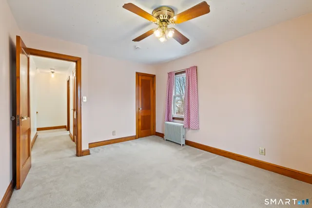 $299,900 | 20 John Street, Enfield, CT 06082