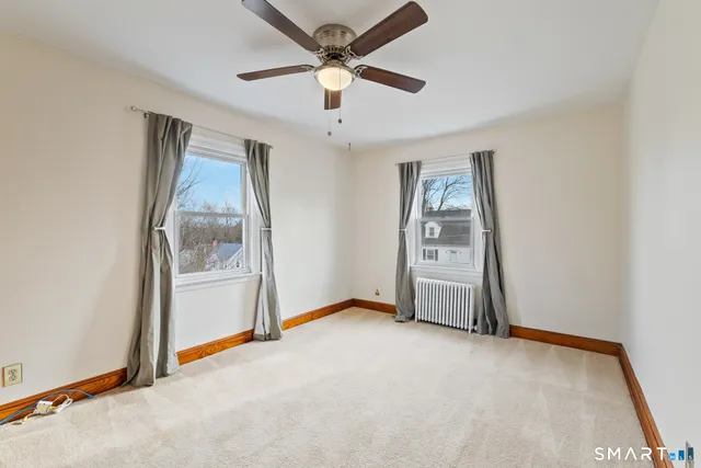 $299,900 | 20 John Street, Enfield, CT 06082