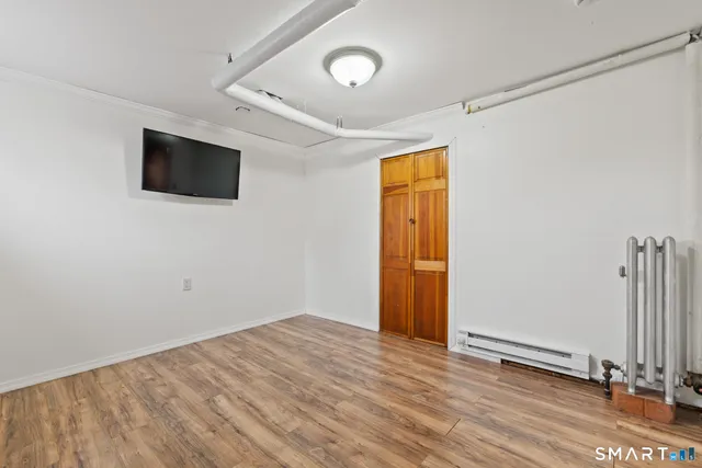 $299,900 | 20 John Street, Enfield, CT 06082