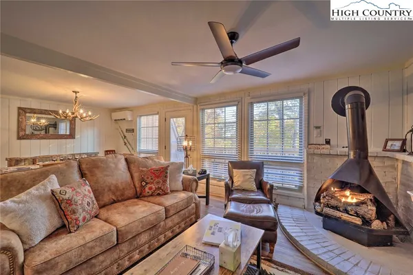 $299,900 | 220 Charter Hills Road, Unit B2, Beech Mountain, NC 28604