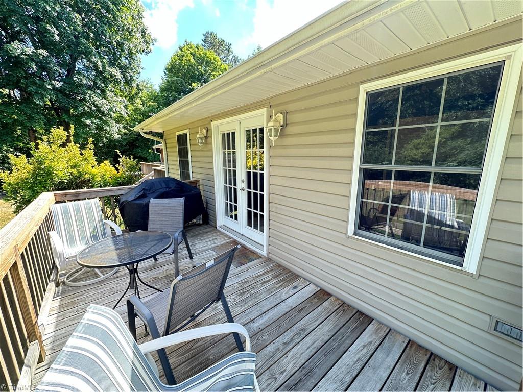 5311 Adrian Road Jamestown, NC 27282 - Photo 36 of 50 Separate Deck for In-law Suite