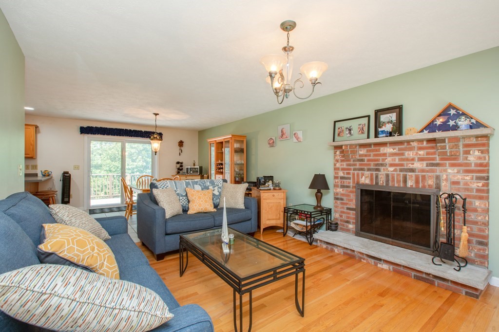268 Lords Mill Road Epsom, NH 03234 - Photo 3 of 30