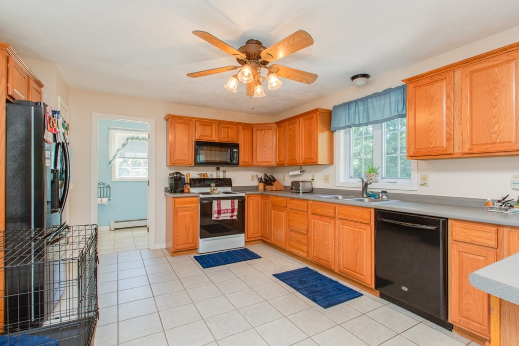 268 Lords Mill Road Epsom, NH 03234 - Photo 7 of 30