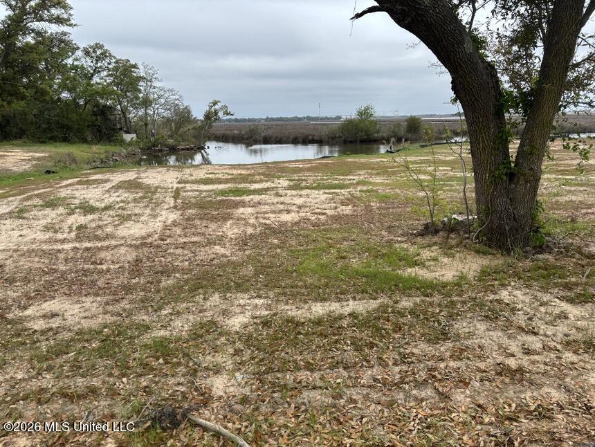 Hemlock Avenue Moss Point, MS 39563 - Photo 2 of 20 IMG_6814