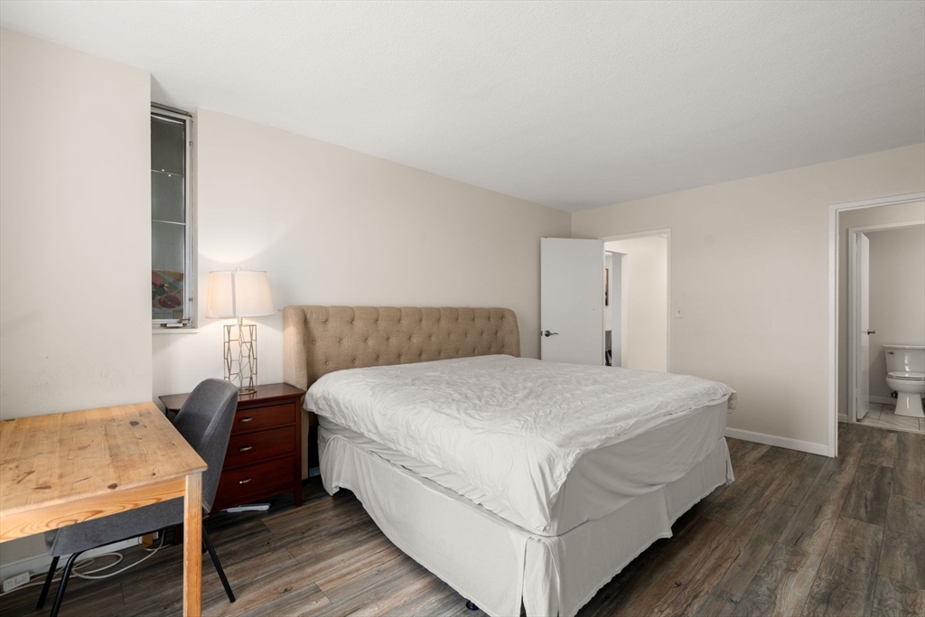 33 Pond Avenue, Unit 919 Brookline, MA 02445 - Photo 9 of 20
