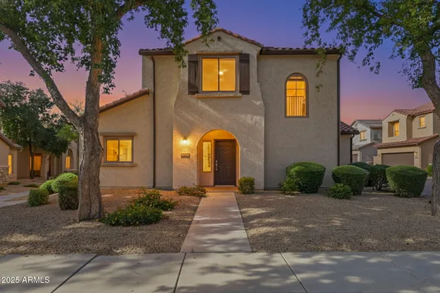 $380,000 | 3703 West Mccauley Court, Phoenix, AZ 85086