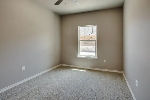 $1,395 | 1505 Avenue O, Unit A, Shallowater, TX 79363