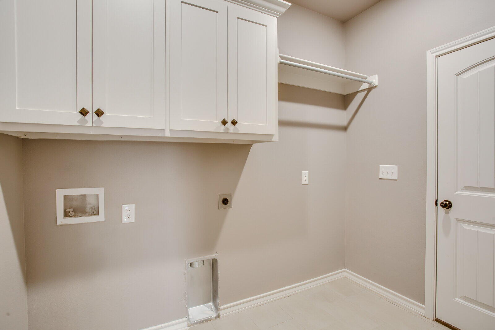 1505 Avenue O, Unit A Shallowater, TX 79363 - Photo 15 of 18 large (13)