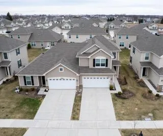 $329,900 | 1792 East 110th Lane, Crown Point, IN 46307