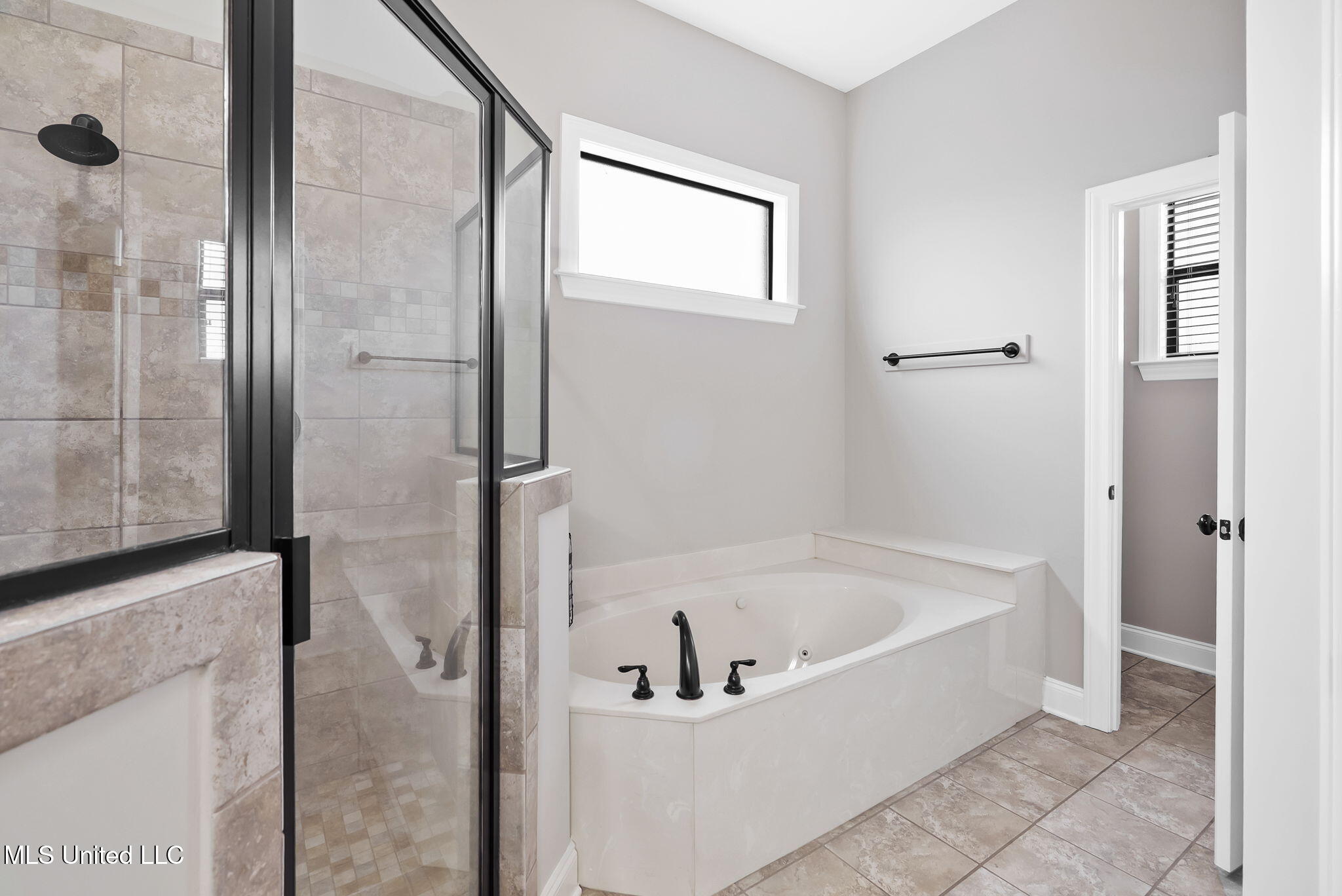 14437 Choctaw Ridge Drive Olive Branch, MS 38654 - Photo 21 of 48 21-web-or-mls-9573 Pk Trl Rd-57