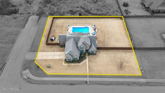 $500,000 | 14437 Choctaw Ridge Drive, Olive Branch, MS 38654