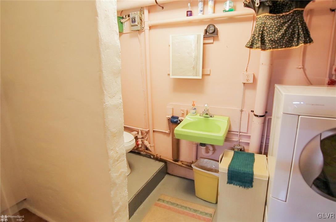 2688 Mountain Road Bath, PA 18014 - Photo 25 of 30