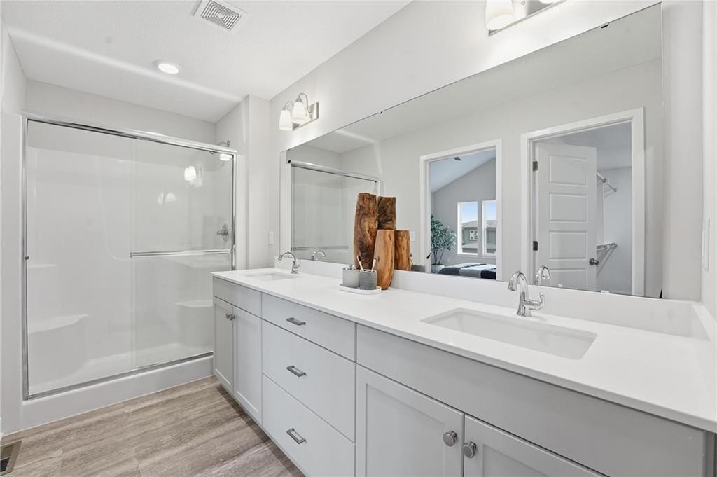 408 Woodview Drive Raymore, MO 64083 - Photo 18 of 37