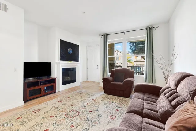 $600,000 | 1721 South Hill Road, Unit 102, Ventura, CA 93003