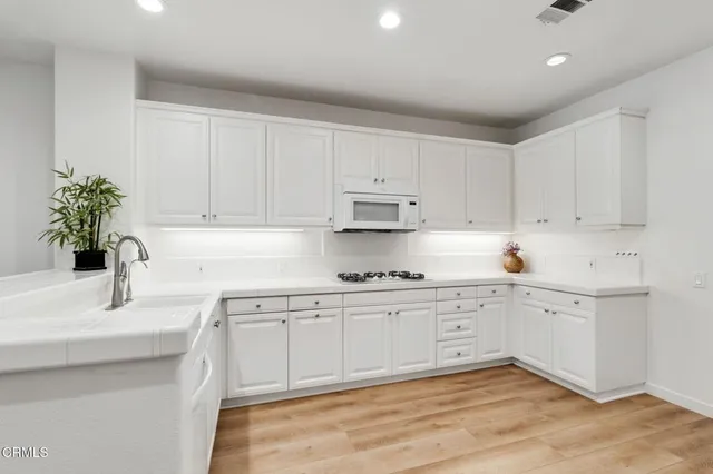 $600,000 | 1721 South Hill Road, Unit 102, Ventura, CA 93003