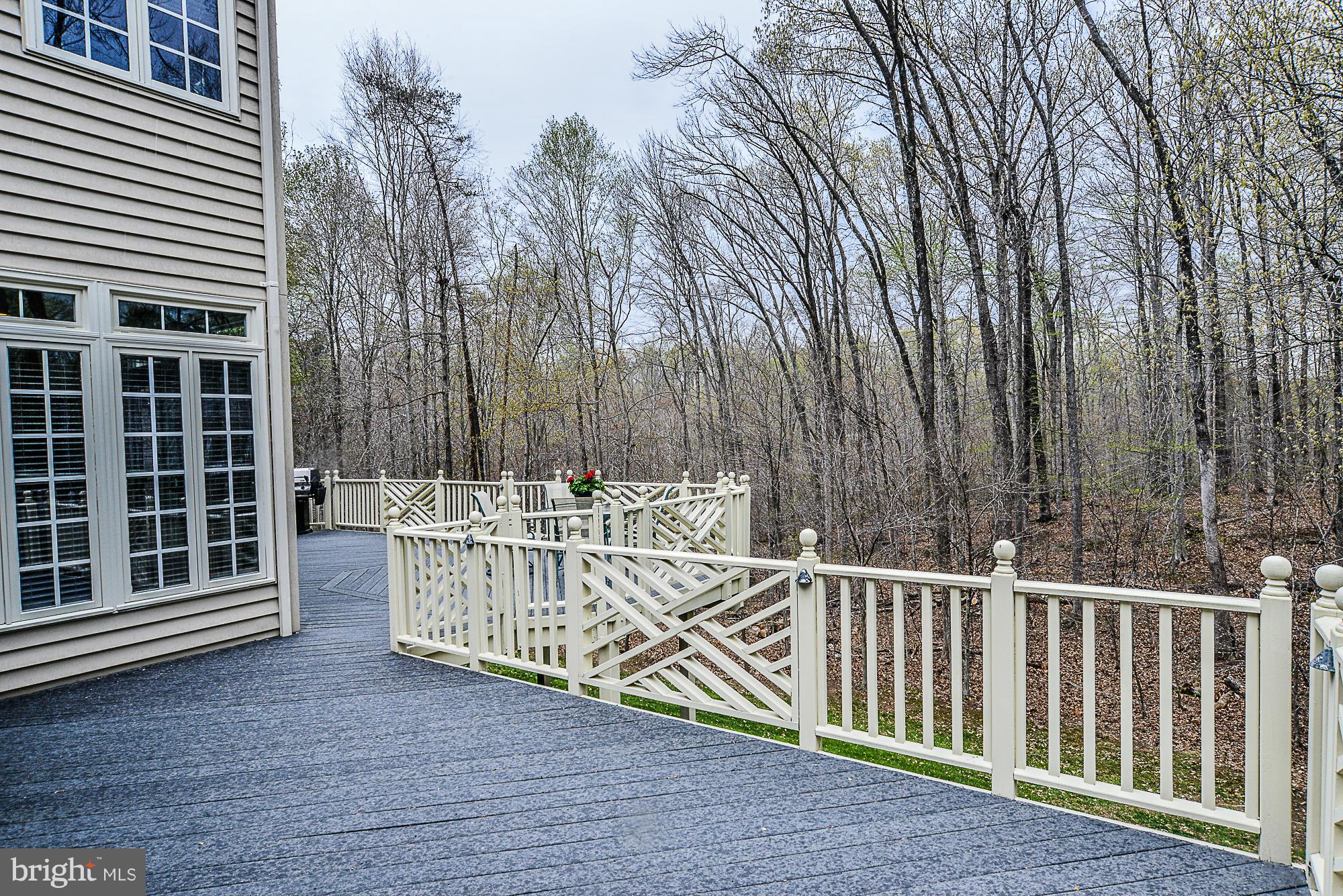 7400 Union Ridge Road Clifton, VA 20124 - Photo 29 of 30 Deck