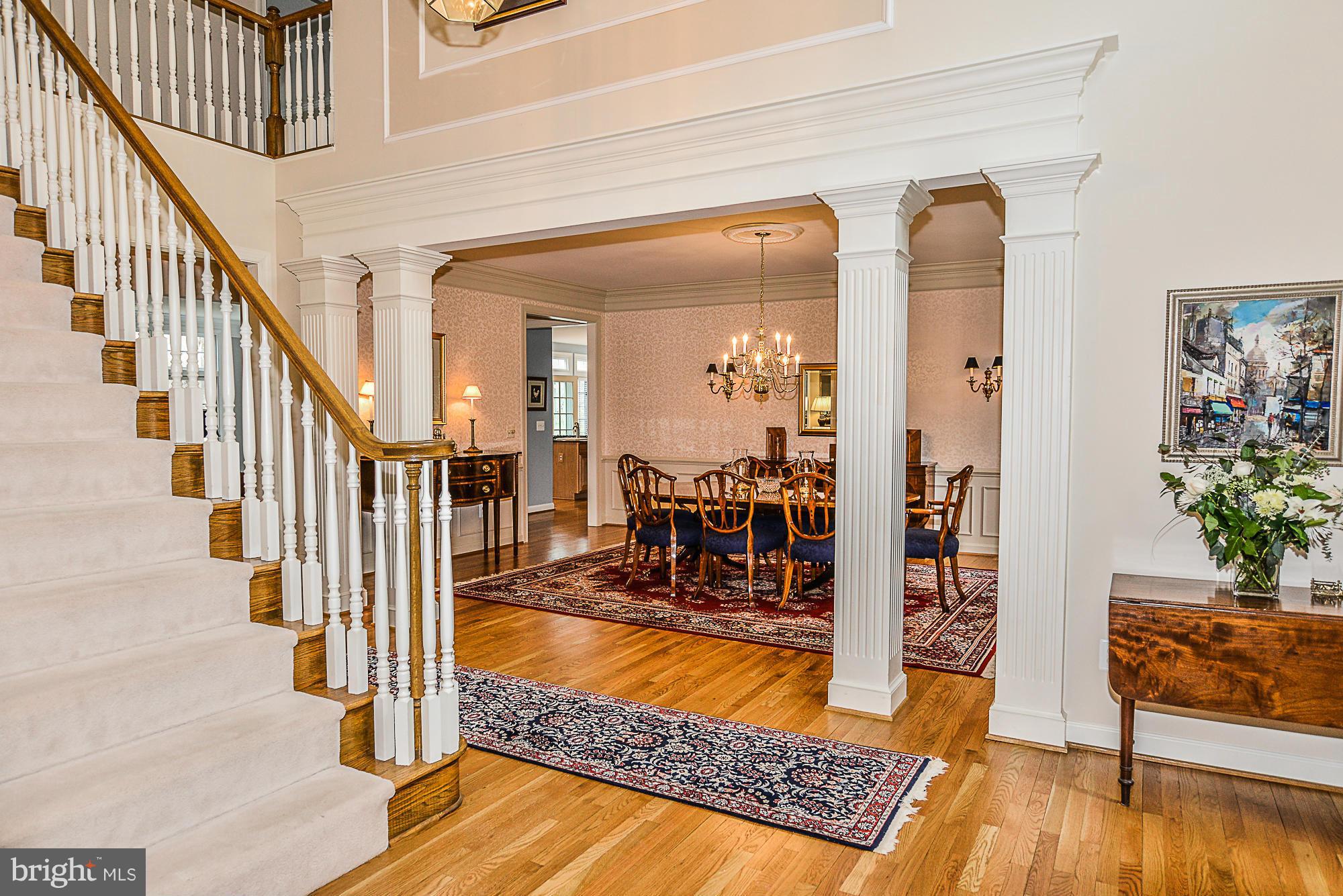 7400 Union Ridge Road Clifton, VA 20124 - Photo 4 of 30 Foyer into dining room