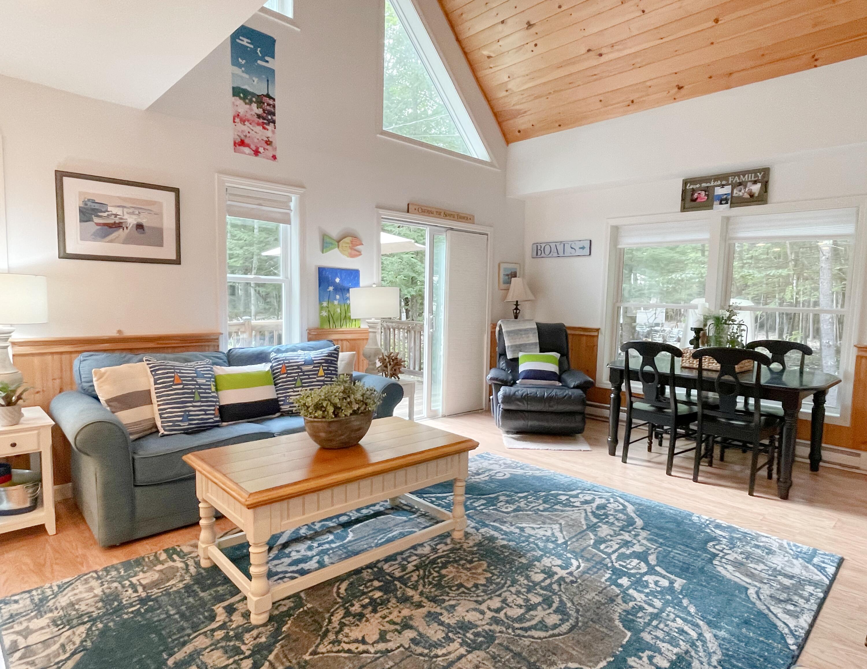 9 Juniper Circle Standish, ME 04084 - Photo 14 of 29 Living Room2