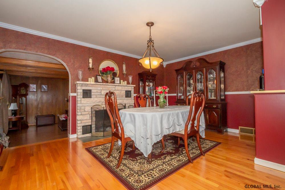 27 Starr Road Troy, NY 12182 - Photo 3 of 36 Photo 3
