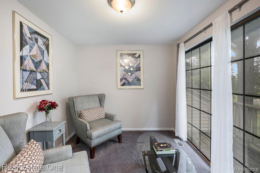 7363 Bridge Way West Bloomfield, MI 48322 - Photo 24 of 51 Gallery Image 24
