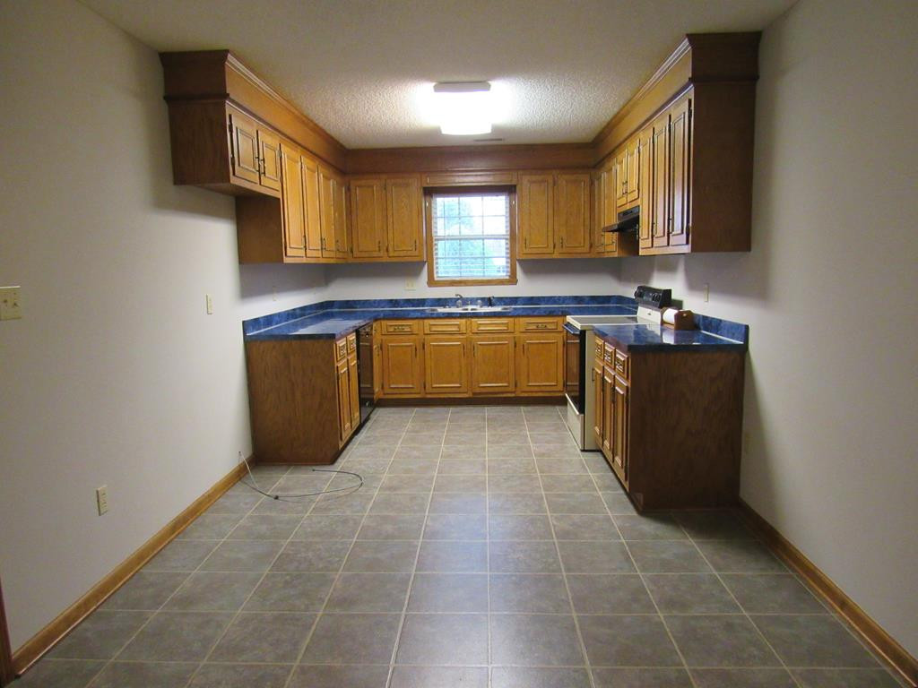 2940 West Brewington Road Sumter, SC 29153 - Photo 6 of 21 Gallery Image 6