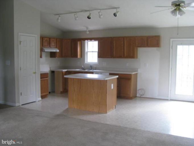 54 Cliffside Road Linden, VA 22642 - Photo 7 of 20 Kitchen #2