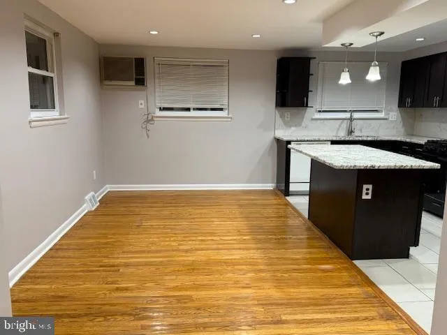 $2,450 | 9304 Lansford Street, Philadelphia, PA 19114