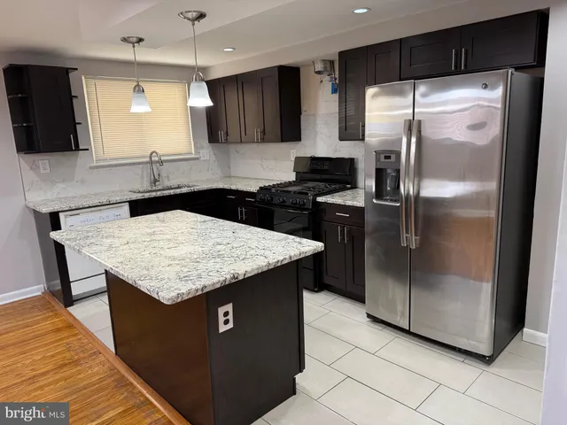 $2,450 | 9304 Lansford Street, Philadelphia, PA 19114