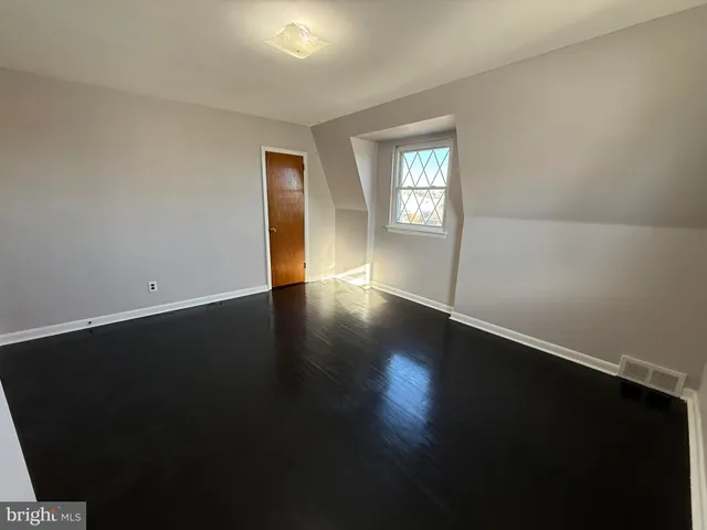 $2,450 | 9304 Lansford Street, Philadelphia, PA 19114