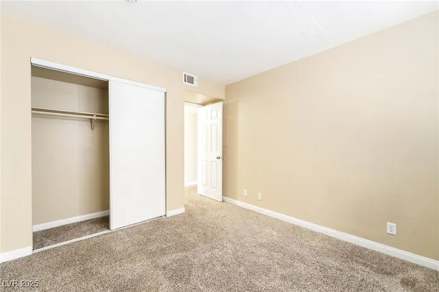 $1,800 | 2983 Juniper Hills Boulevard, Unit 201, Las Vegas, NV 89142