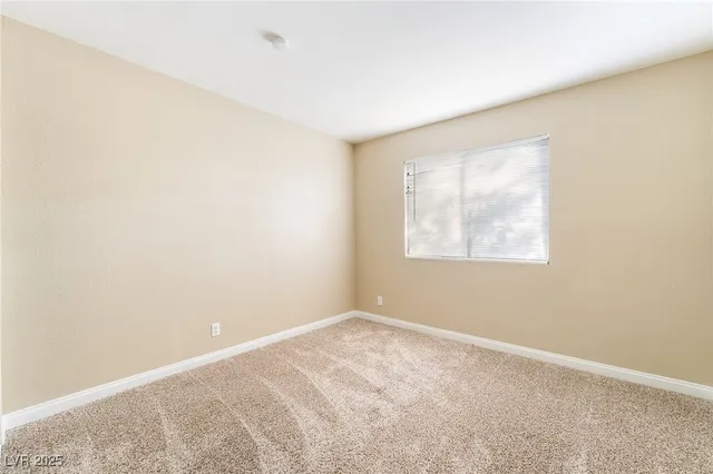 $1,800 | 2983 Juniper Hills Boulevard, Unit 201, Las Vegas, NV 89142