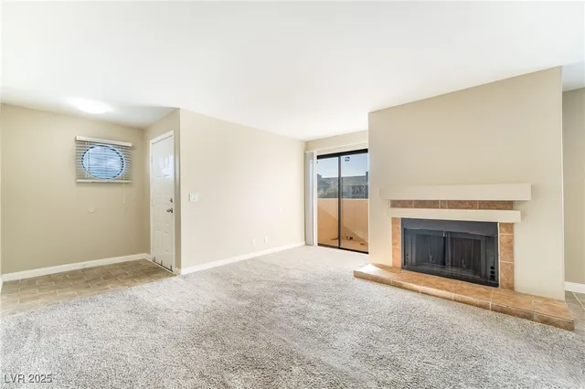 $1,800 | 2983 Juniper Hills Boulevard, Unit 201, Las Vegas, NV 89142