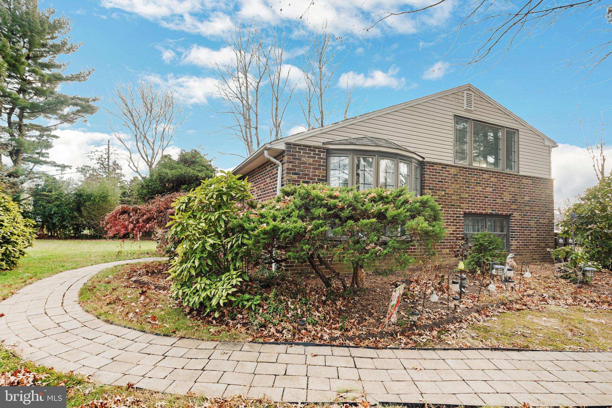 89 Ivy Lane, Lansdale, PA 19446 Compass