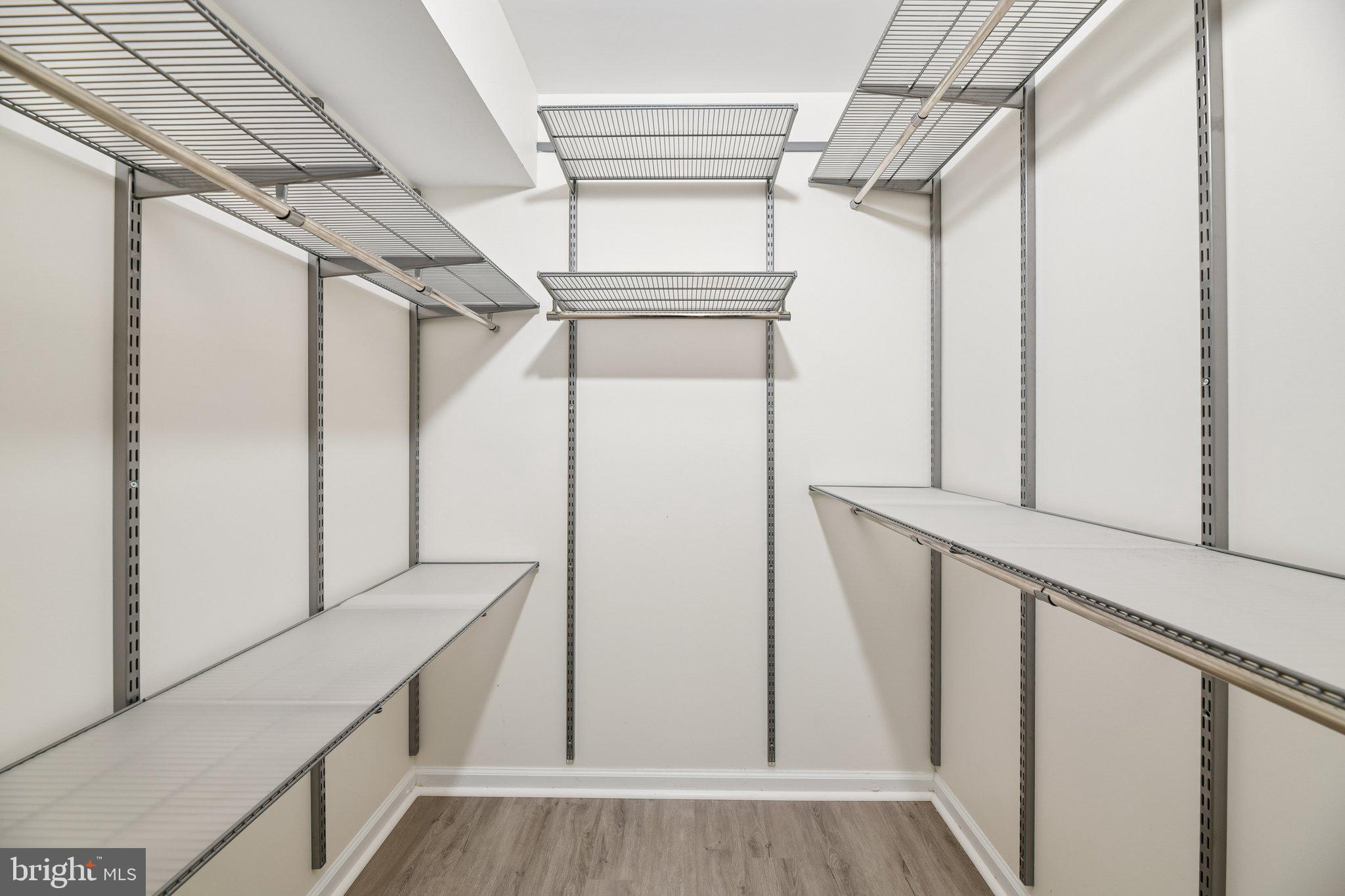 15210 Elkridge Way, Unit 911K Silver Spring, MD 20906 - Photo 22 of 37 Primary Bedroom Walk-In Closet
