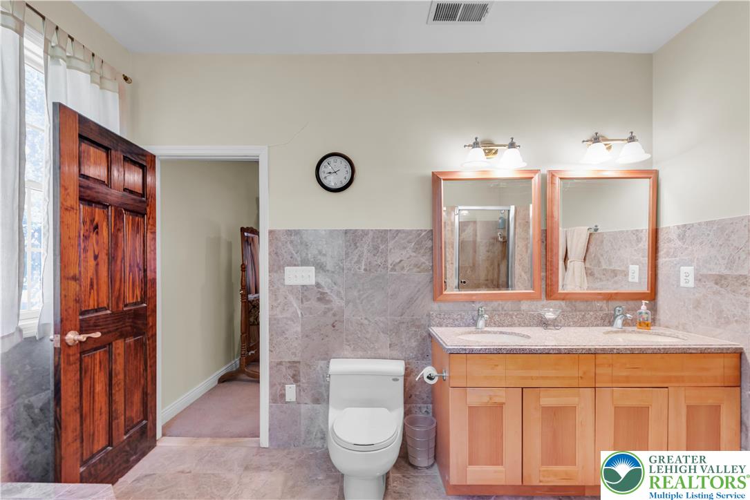 3256 Woodlea Road Orefield, PA 18069 - Photo 37 of 43