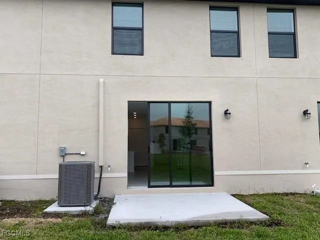 $1,895 | 14237 Oviedo Place, Fort Myers, FL 33905