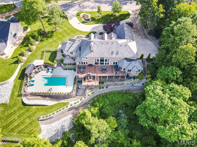 $1,275,000 | 29 Country Club View, Edwardsville, IL 62025