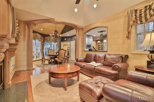 $1,275,000 | 29 Country Club View, Edwardsville, IL 62025