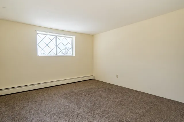 $210,000 | 5 Silvestri Circle, Unit 4, Derry, NH 03038