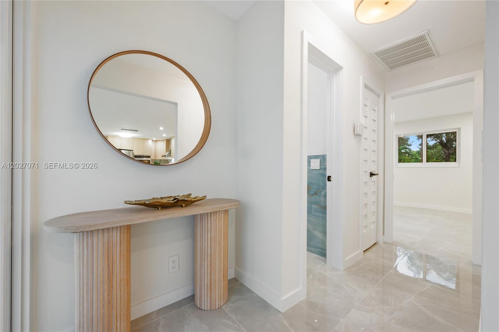 4024 Monroe Street Hollywood, FL 33021 - Photo 3 of 27