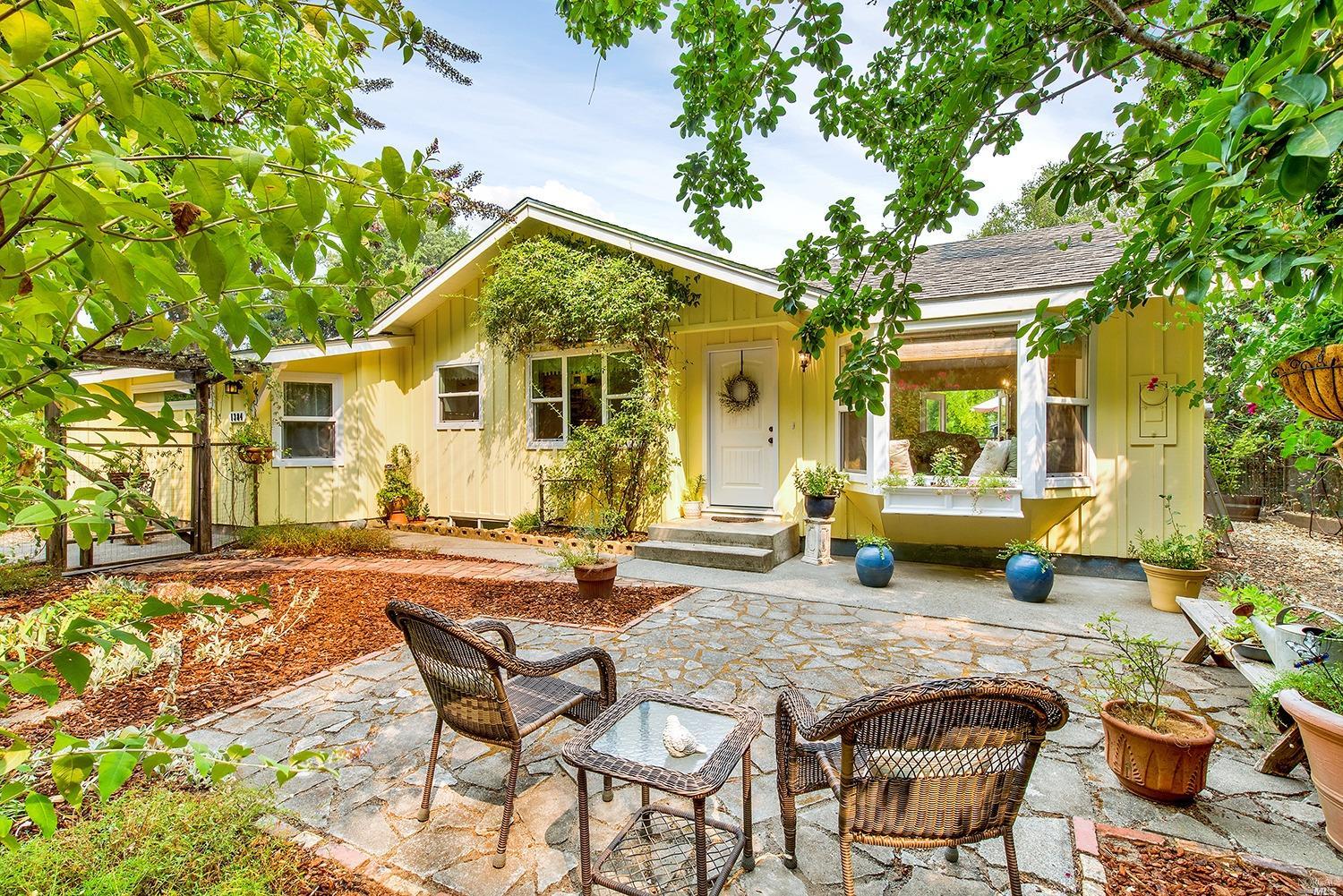 1384 Wilson Road Cloverdale, CA 95425 - Photo 1 of 1 Gallery Image 1