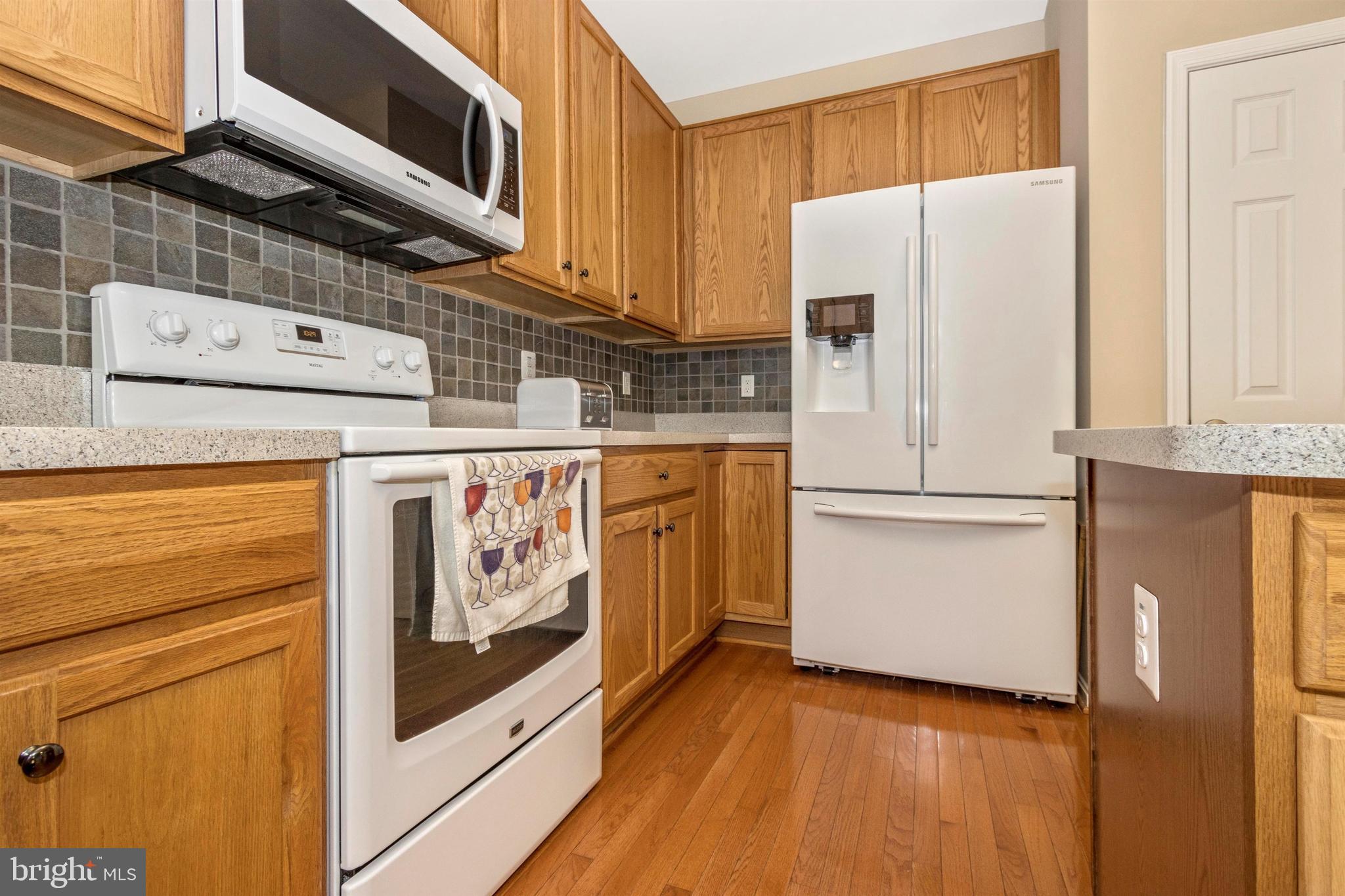 605 Amberfield Road Frederick, MD 21703 - Photo 11 of 47