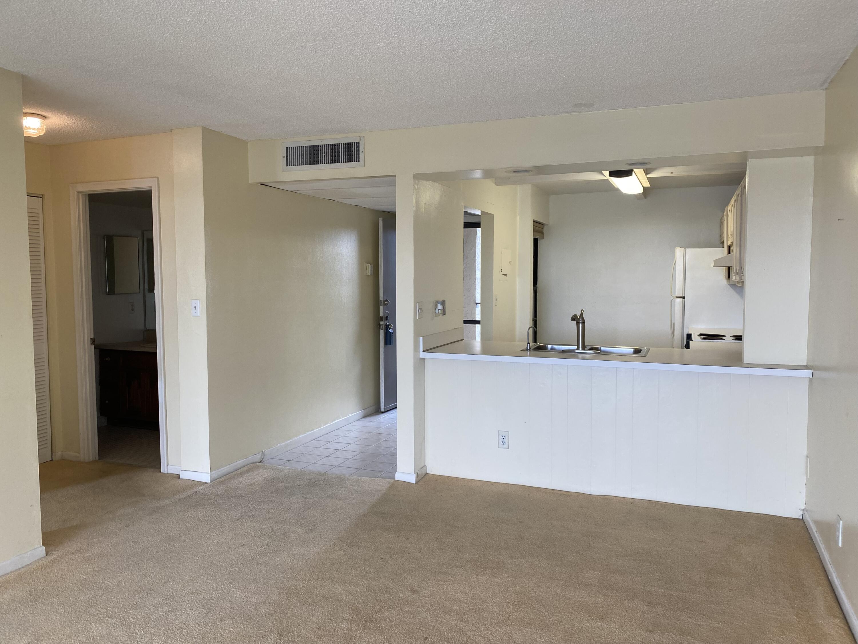 7 Royal Palm Way, Unit 406 Boca Raton, FL 33432 - Photo 9 of 31 IMG_5396