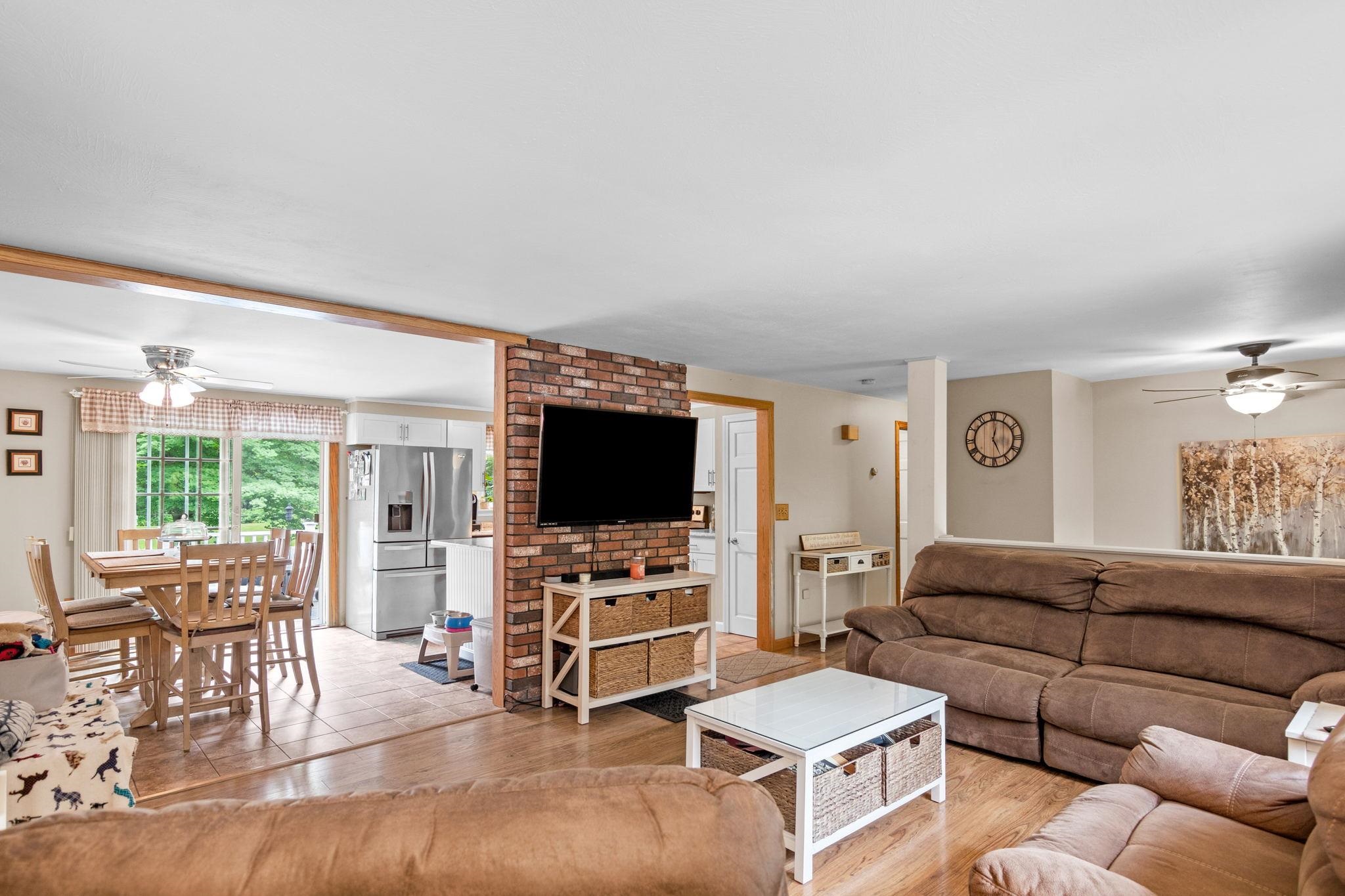 41 Barretts Hill Road Hudson, NH 03051 - Photo 13 of 40