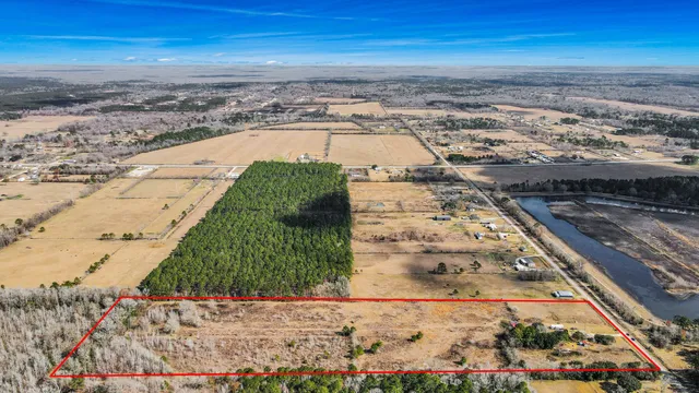 $699,900 | 518 County Road 677, Dayton, TX 77535