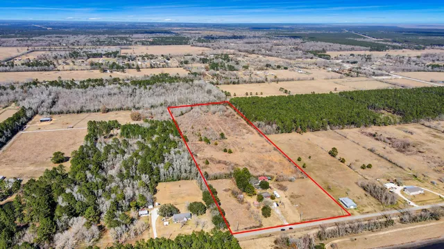 $699,900 | 518 County Road 677, Dayton, TX 77535