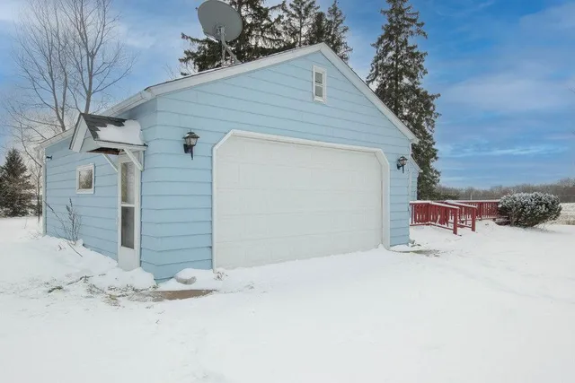 $295,000 | 870 155th Street, Amery, WI 54001